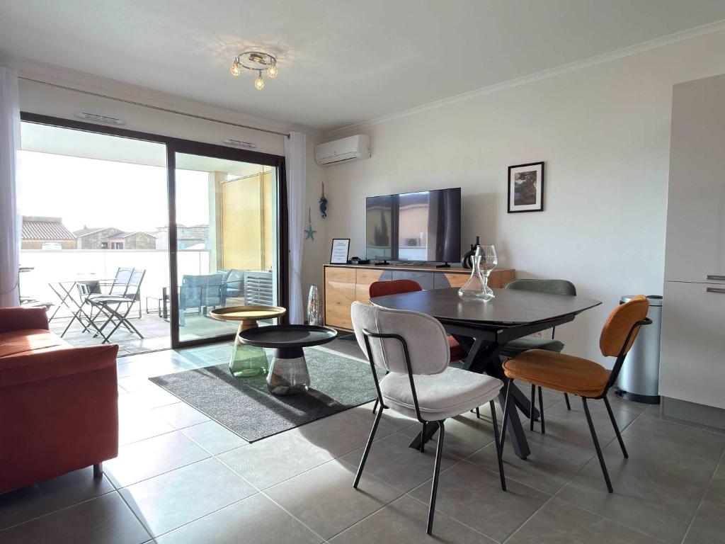 L'Escale Marine Accessible Parking & Beach at 300m - 5