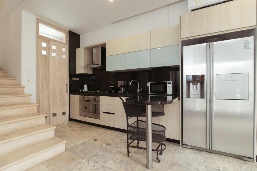 Sophisticated 3BR House with Pool and AC in Ciudad Amurallada - 5