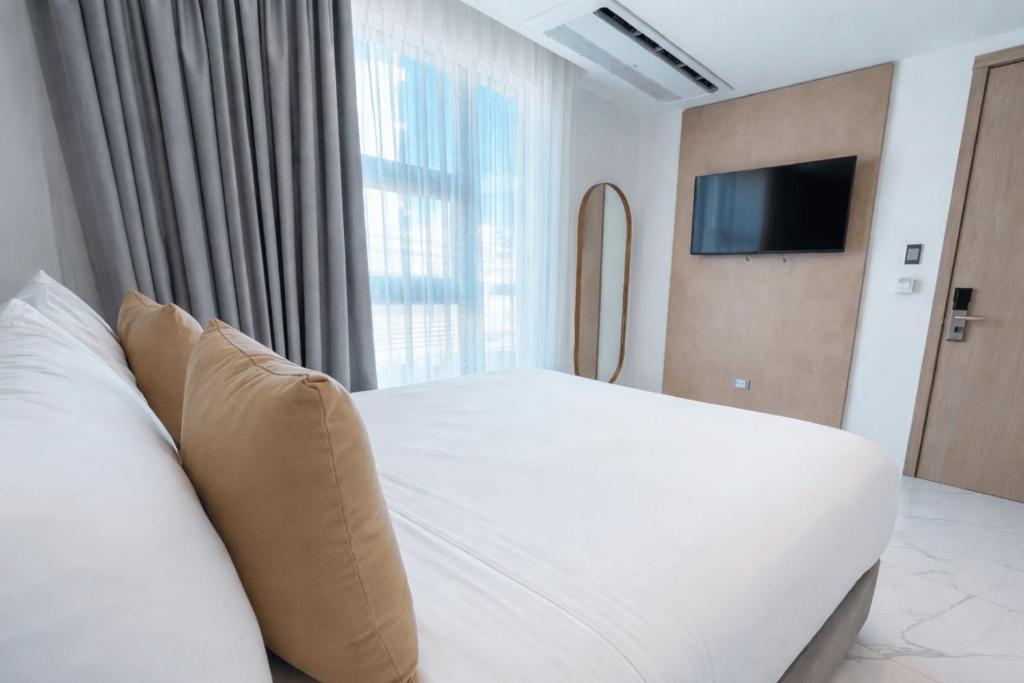 Delamar Hotel - 3