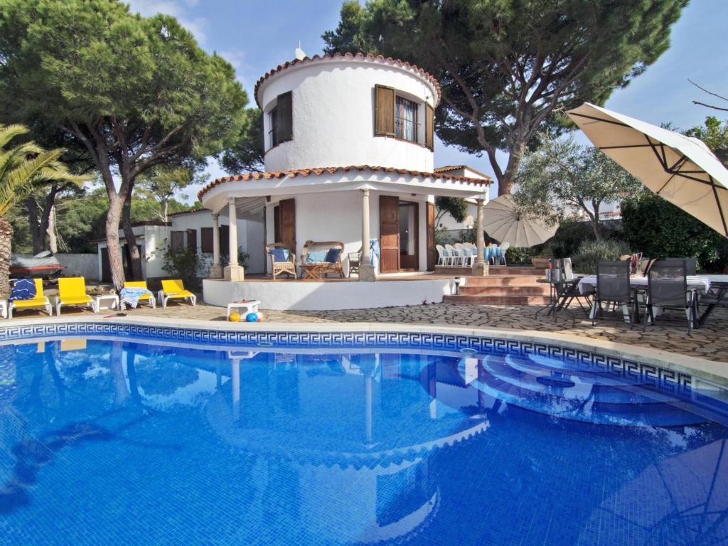 Villa Divina con gran piscina privada en L'Escala - HISP-7-92 - 1