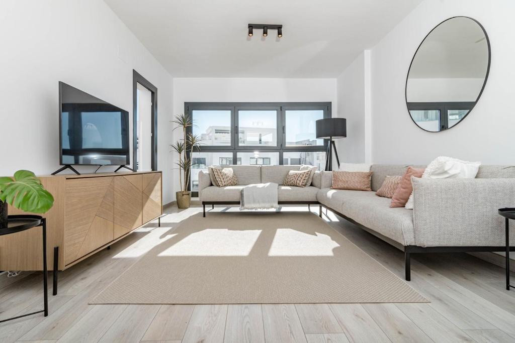 EG5.4A - Luxury Penthouse with Private Sun Terrace - 2