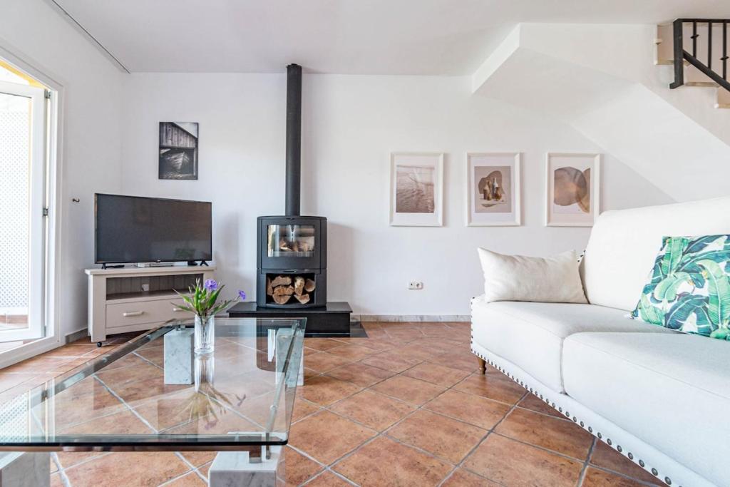 PG9 - Andalucian 3-story townhouse near Estepona - 1