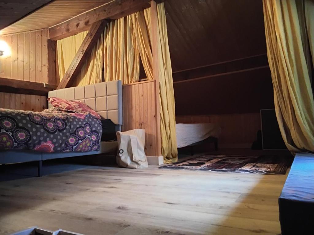 Traditional chalet 900 m Cellier cable car - 3