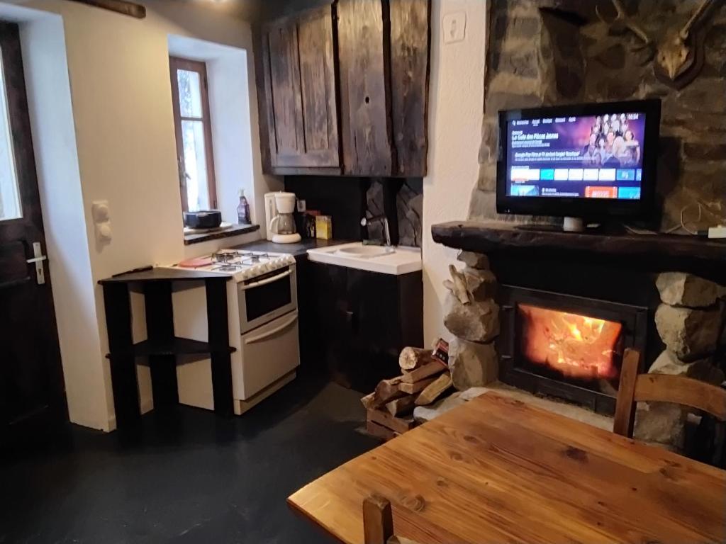 Traditional chalet 900 m Cellier cable car - 5