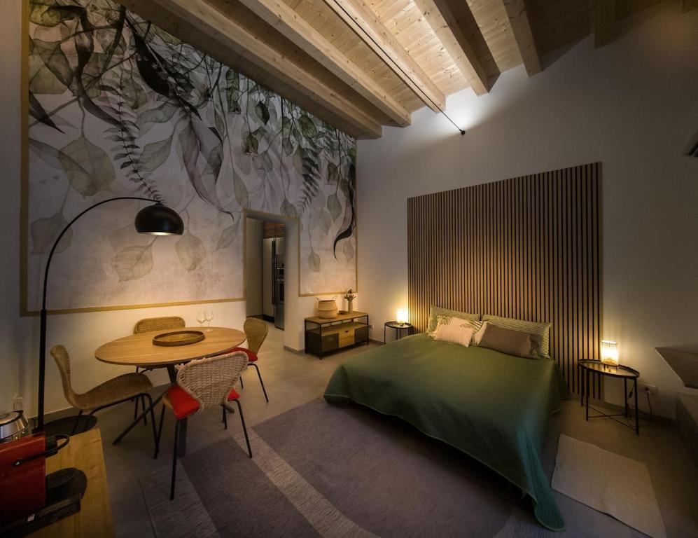 Bonsai Loft - 1