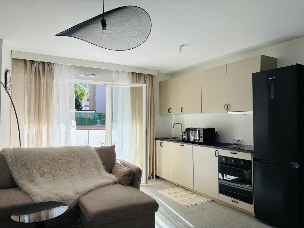 Aya - Renovated air-conditioned duplex with garden - 2