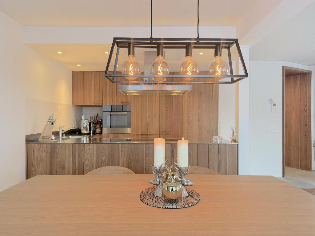 downtown Sankt Moritz luxury apartment with lake view - 3