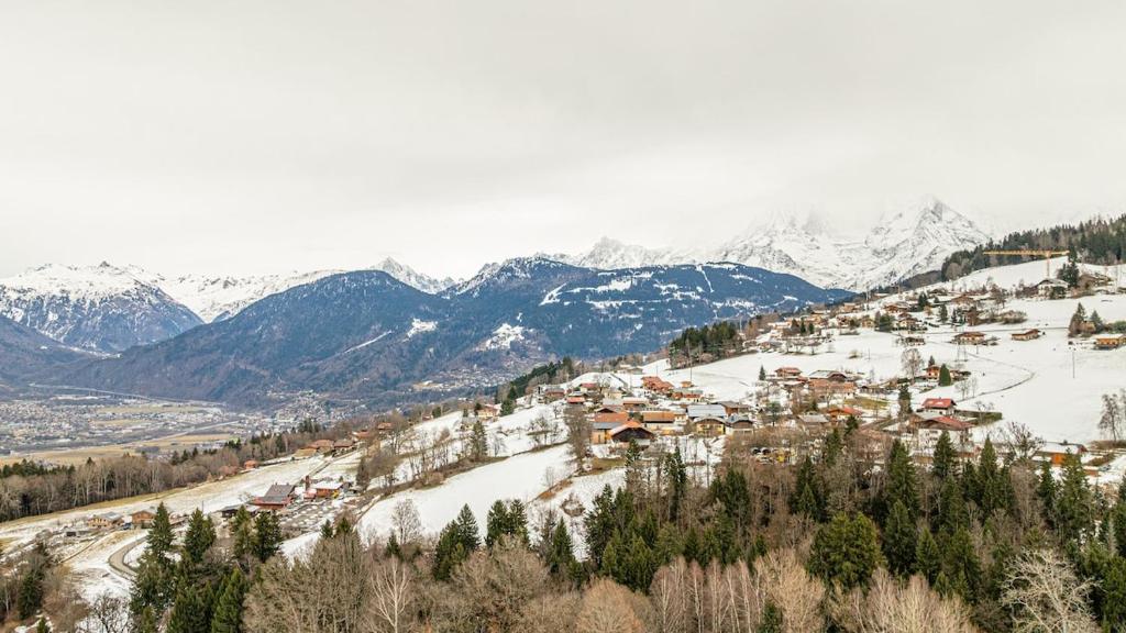 White Chalet - 5