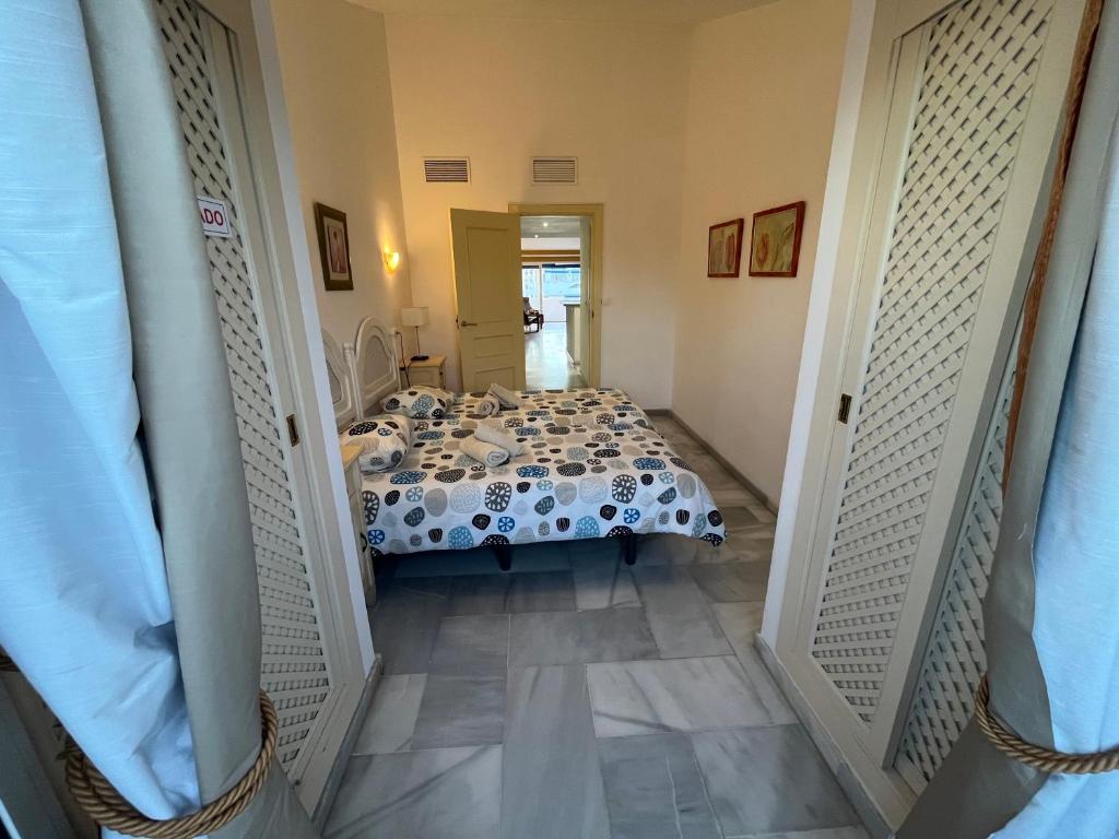 HomelyStay-Benalmadena, Puerto Marina - 5