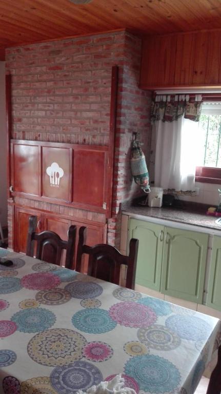 Chalet con pileta - 3