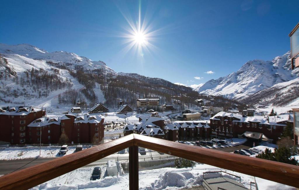 Awesome Apartment In Breuil-Cervinia - 2