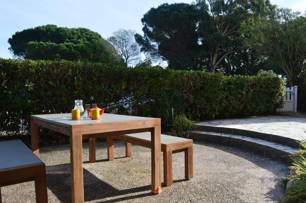 CA270-410 APPARTEMENT 2 PIECES Personnes AU REZ DE JARDIN A CAVALAIRE - 2