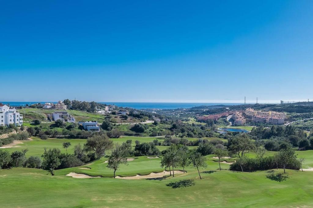 Valle Romano Terrace with Golf and Mediterranean View - 5