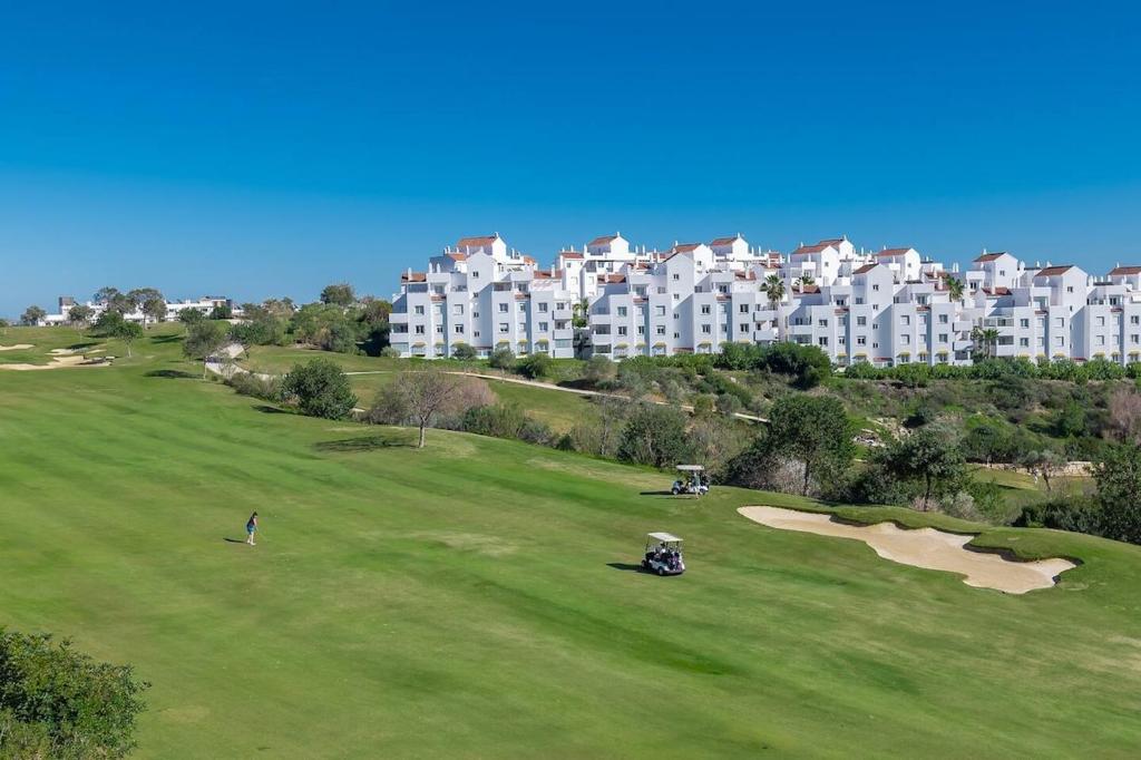 Valle Romano Terrace with Golf and Mediterranean View - 3