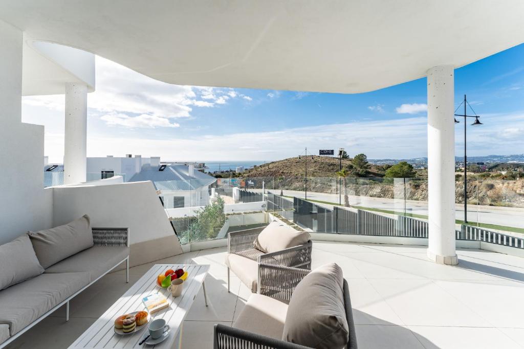 CT 404 - Faro's Fuengirola Higueron Hights - Seaviews - 2