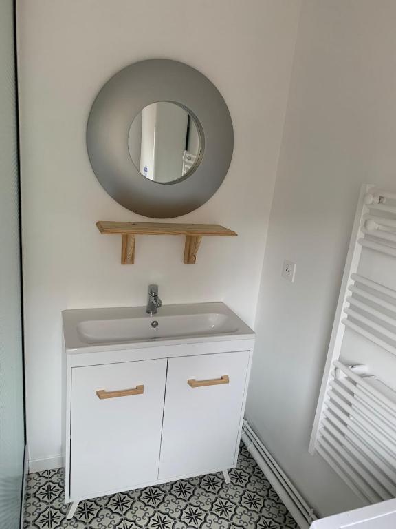 Appartement moutarde Place Turenne - 2