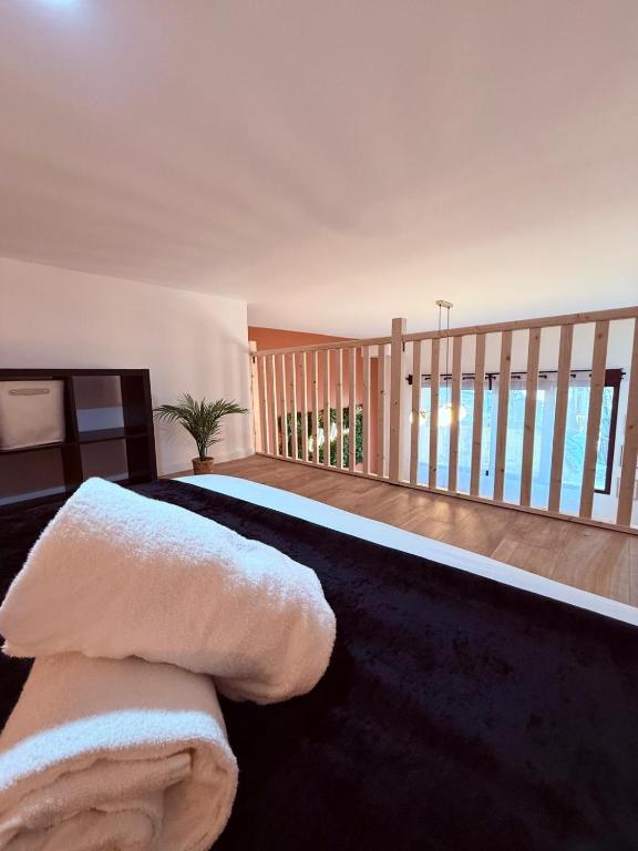 Miribel 3 2 Bedrooms Jean Macé - 4
