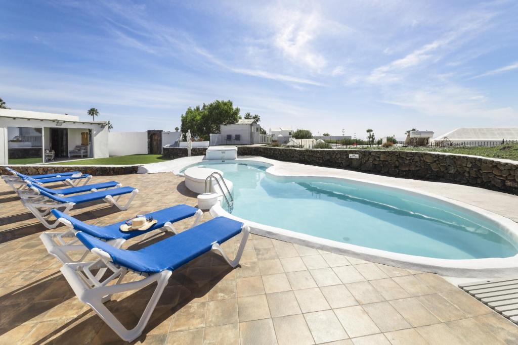 Casa Anabella by Escape Home - 5