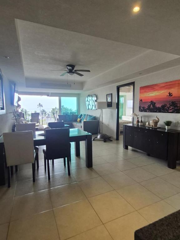 Koki Condo Beach, Ocean Views Grand Venetian - 4