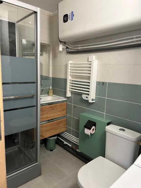 Appartement bord de mer, parking privé, WIFI, ménage & linge de maison compris - 2