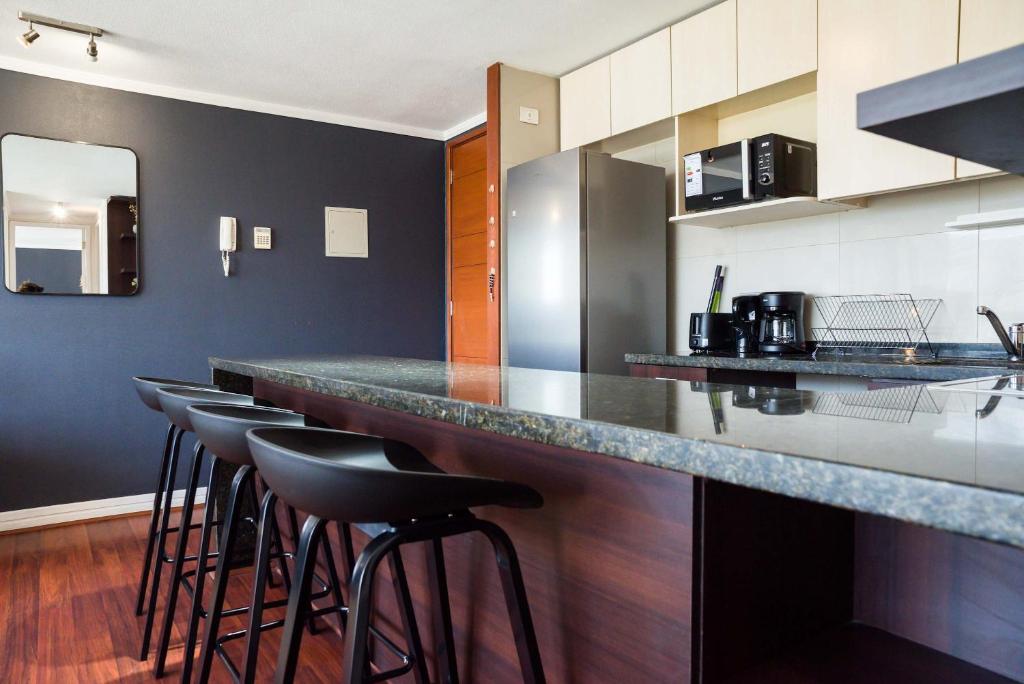 Stylish 2BR City Flat Modern Design and Comfort - 2
