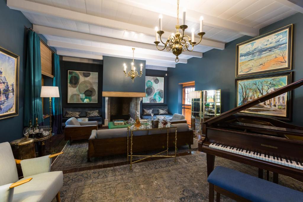 Bar/lounge, Akademie Street Boutique Hotel in Franschhoek