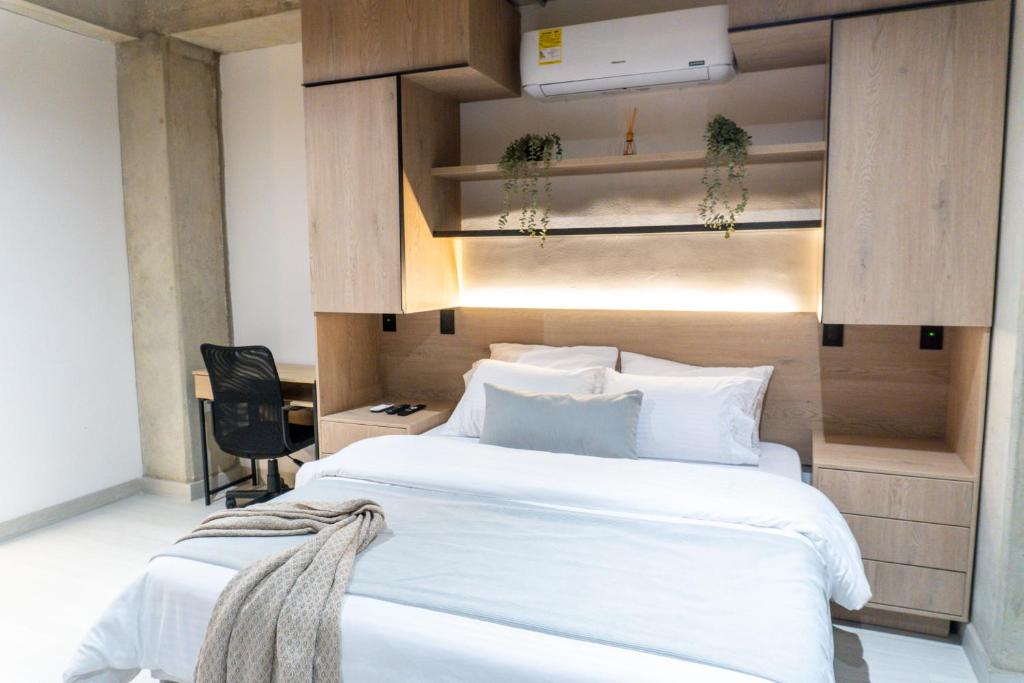 Stylish Laureles Apartment, New Apartment - 2
