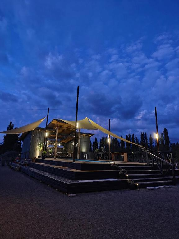 Casa quincho terraza y piscina - 3