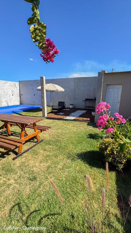 Lu&An - Casa moderna - piscina, parrilla y jardín - 3