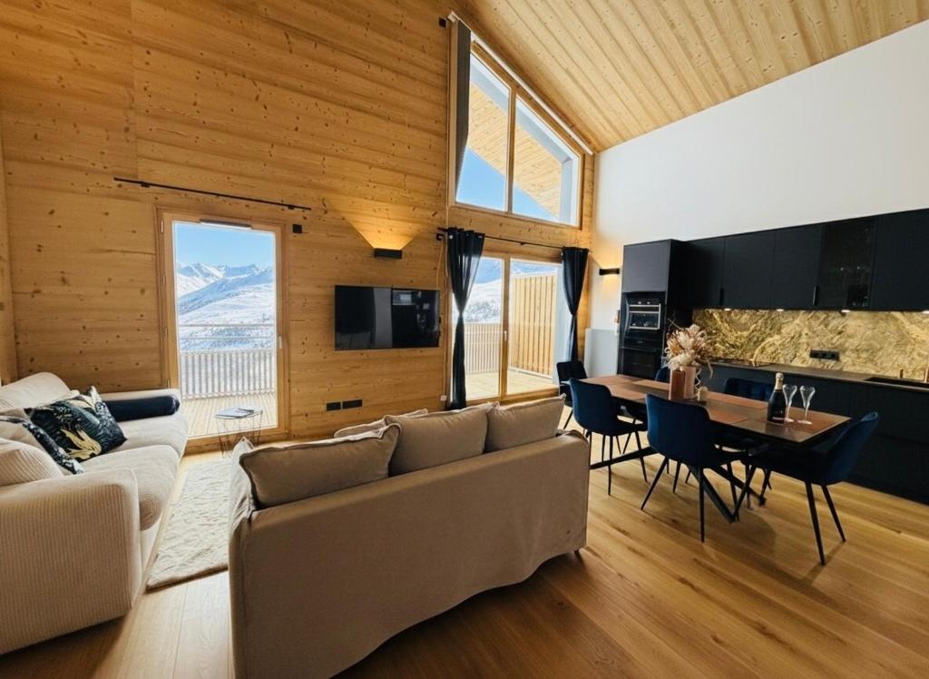 Brand New Luxury Apartment- Huez - 1