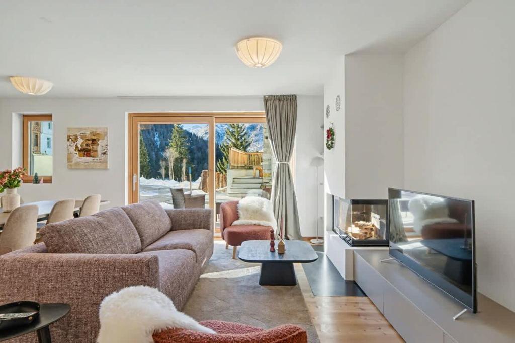 ST MORITZ Comfort and space for families, 3 bedrooms and garden - 4