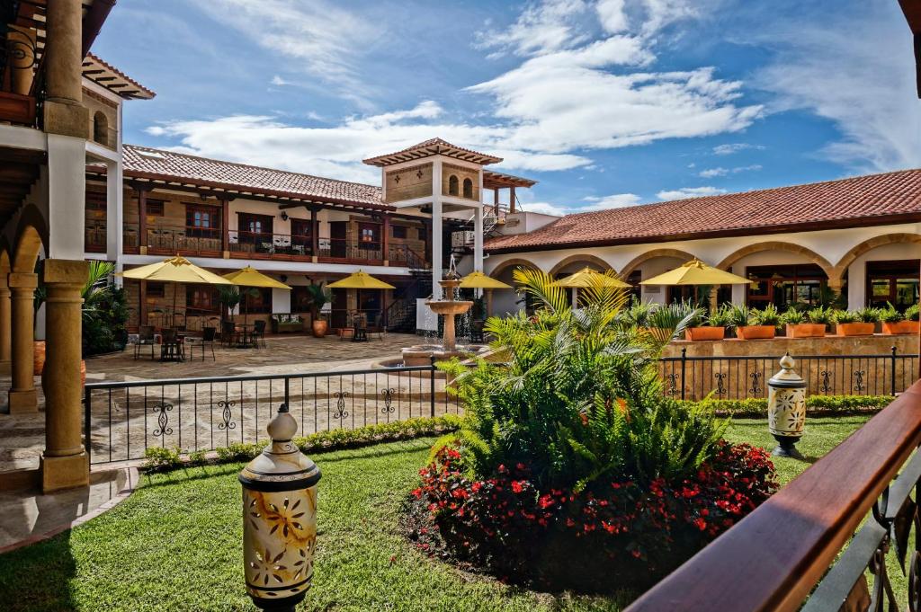 Hotel Campanario de la Villa - 1
