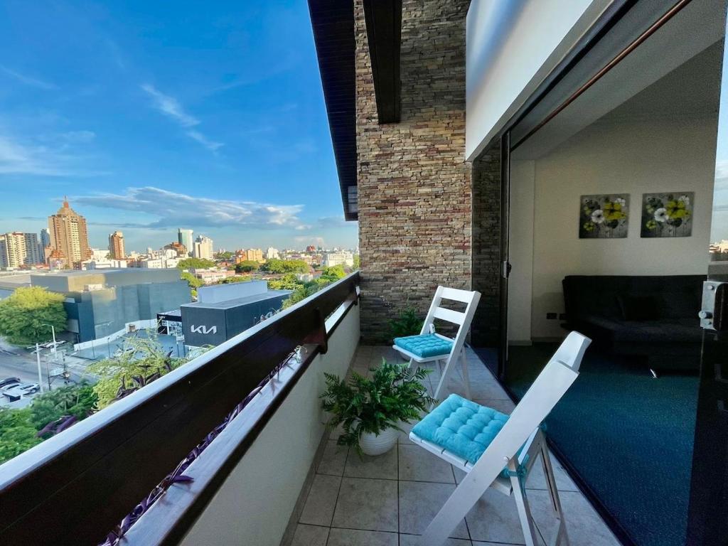 5-star hotel, 2 bedrooms, nice decoration, very complet social area, very good price - 1