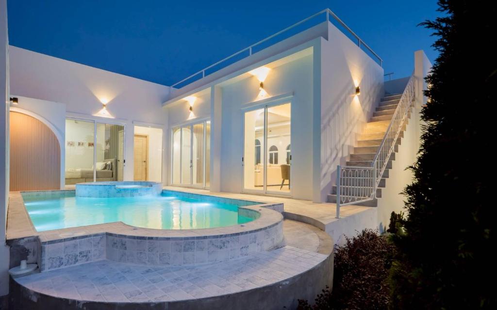 Grand Colline Pool Villa Khao Yai
