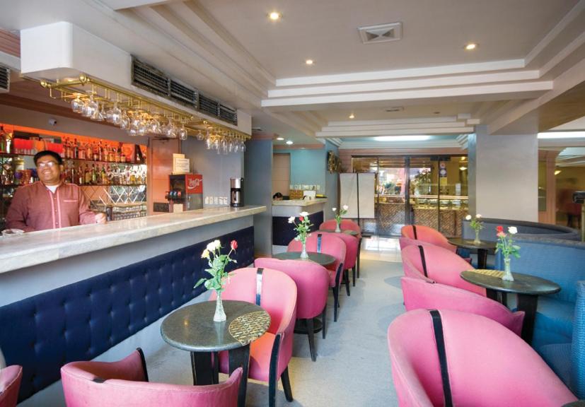 Bar/lounge