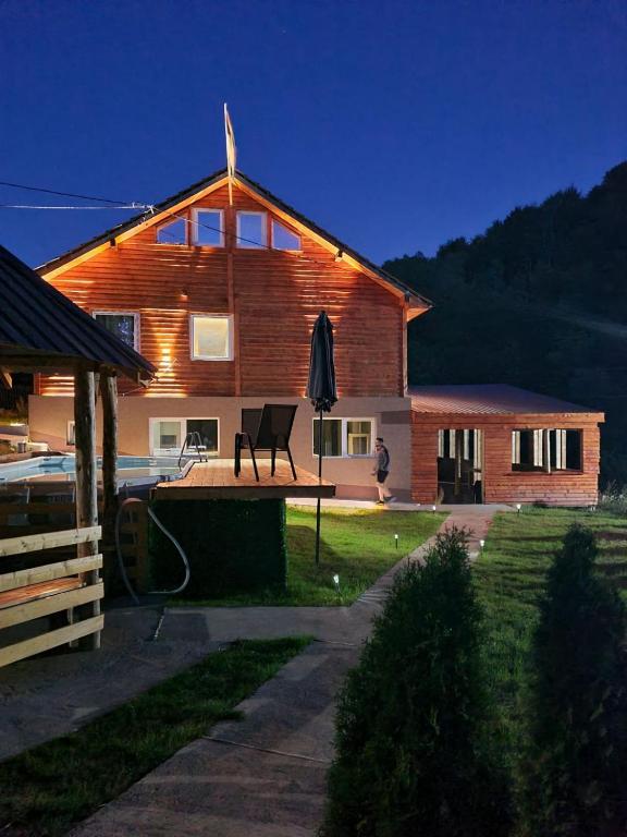 Šumska vila Gašić - 2