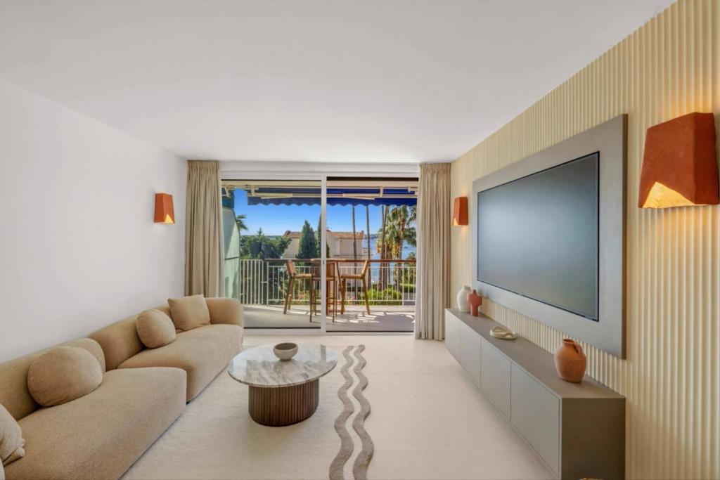 121 MARECHAL - 3-Bedroom Apartment Sea View and Parking - 3
