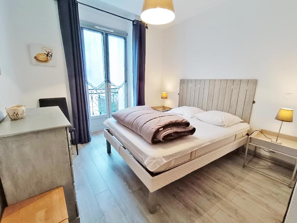 Le balcon du lac, T2 rénové, Balcon, vue lac, casier à ski - 3