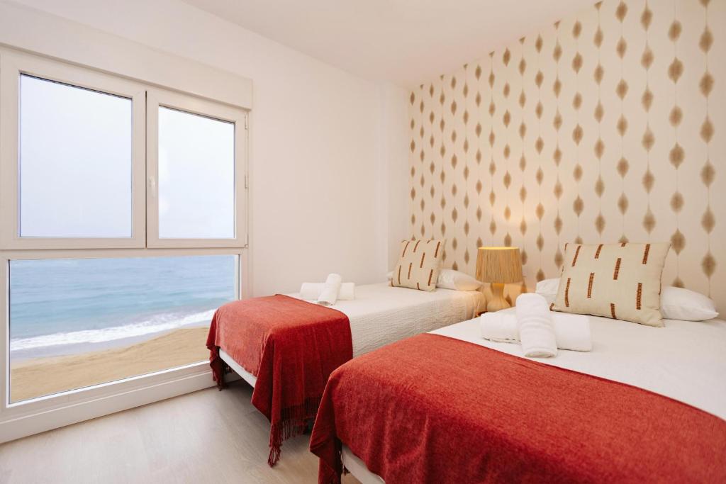 Beachfront apartment in Las Canteras S5 - 2