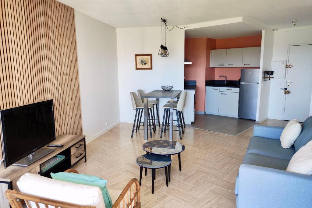 46 m love nest with shared pool - 4