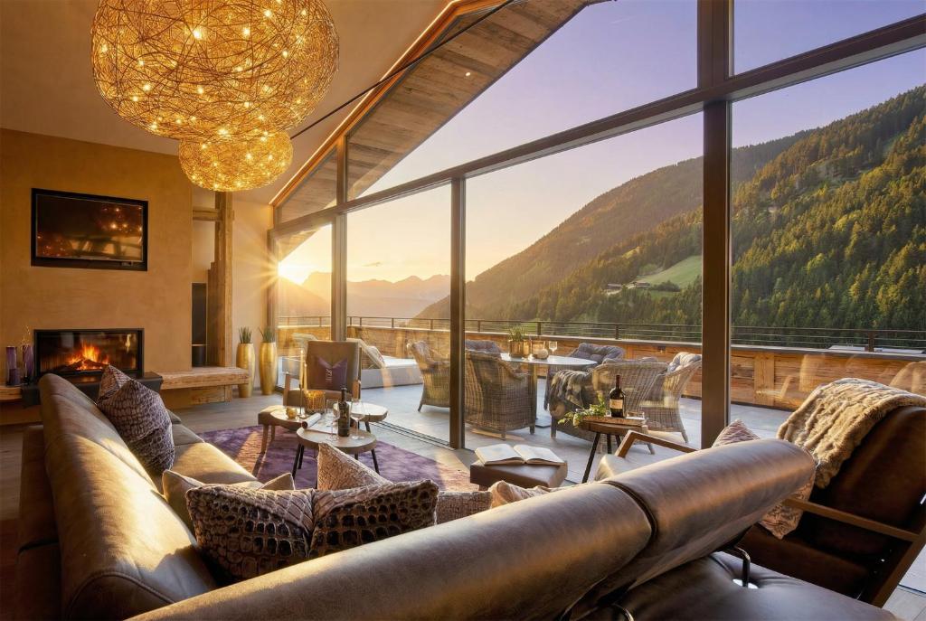 Sky Spa Penthouse Chalet - 1