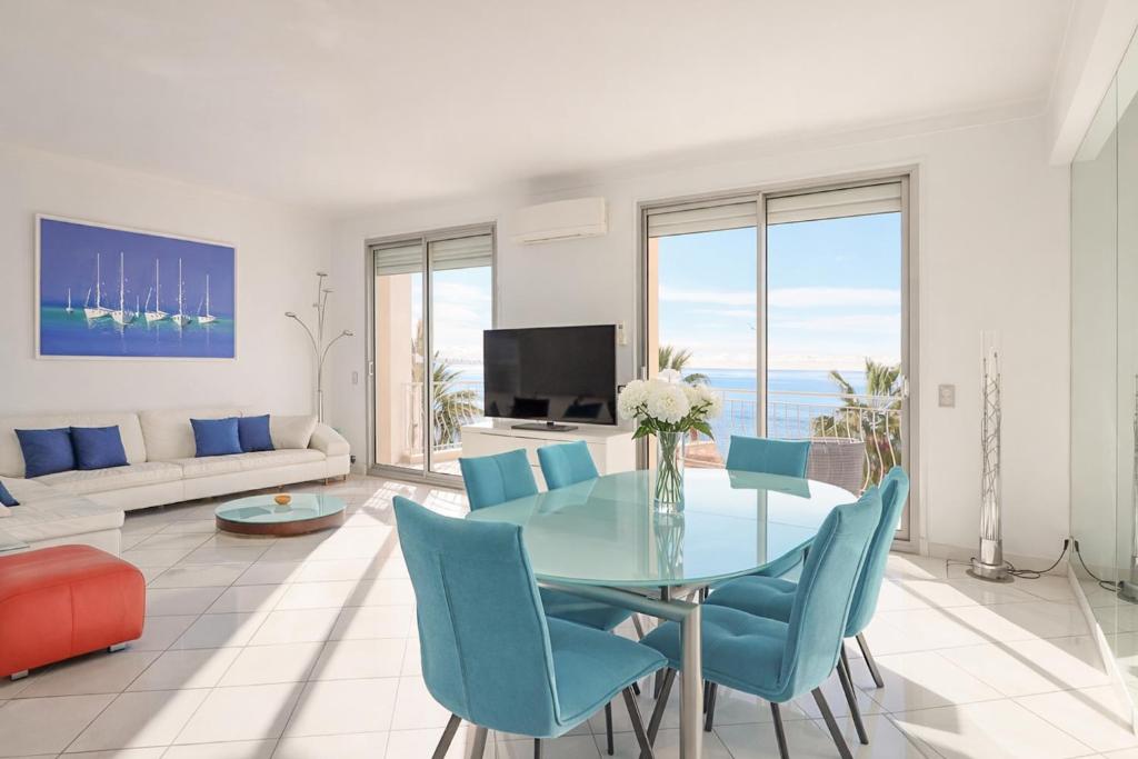 Superb Bright Apartment with Sea View - 2