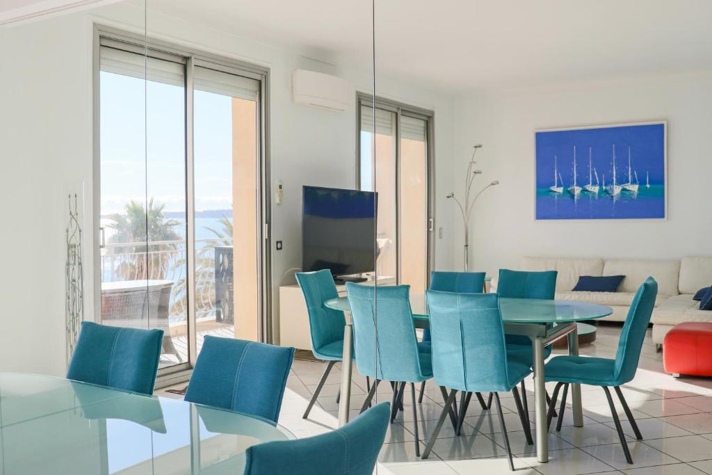 Superb Bright Apartment with Sea View - 3