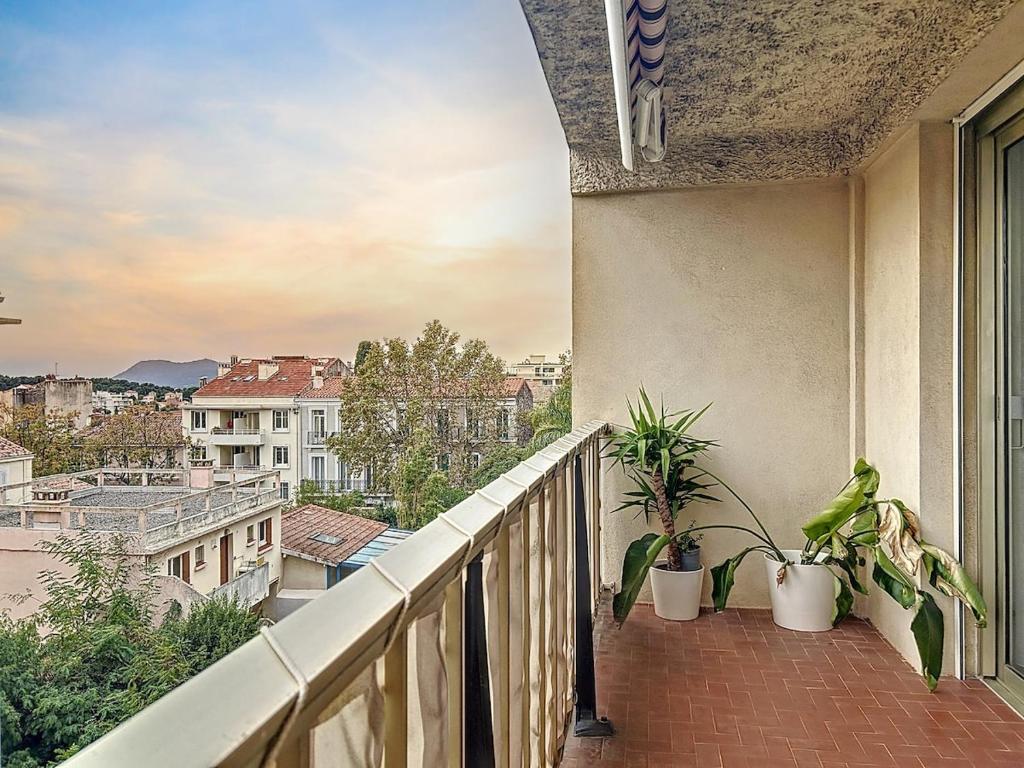 Le Grignan - Beaches 5 min walk & Terrace! - 3