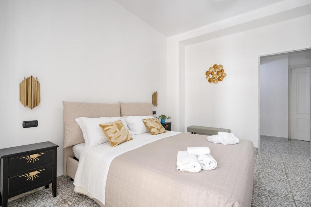 AuGuStea - Modern Central Suites - 1