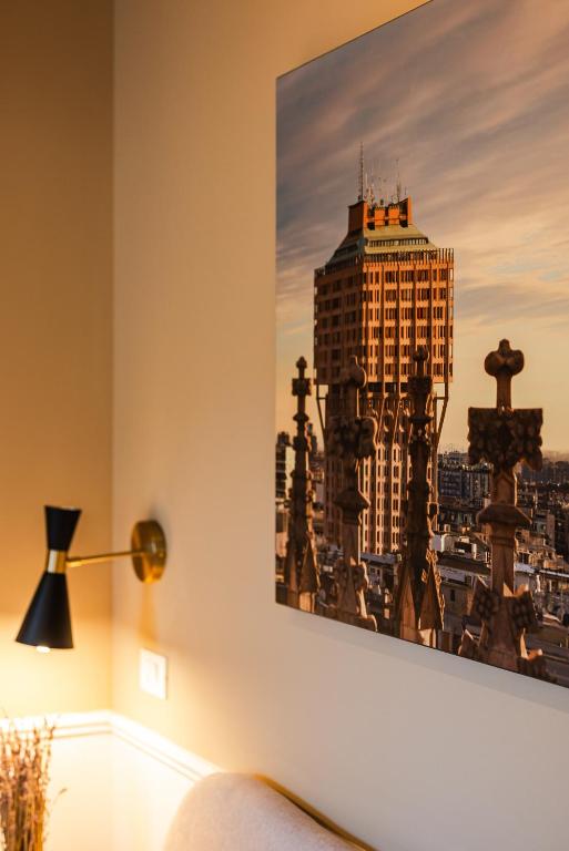 tHE Icon Suite - Duomo View - 3