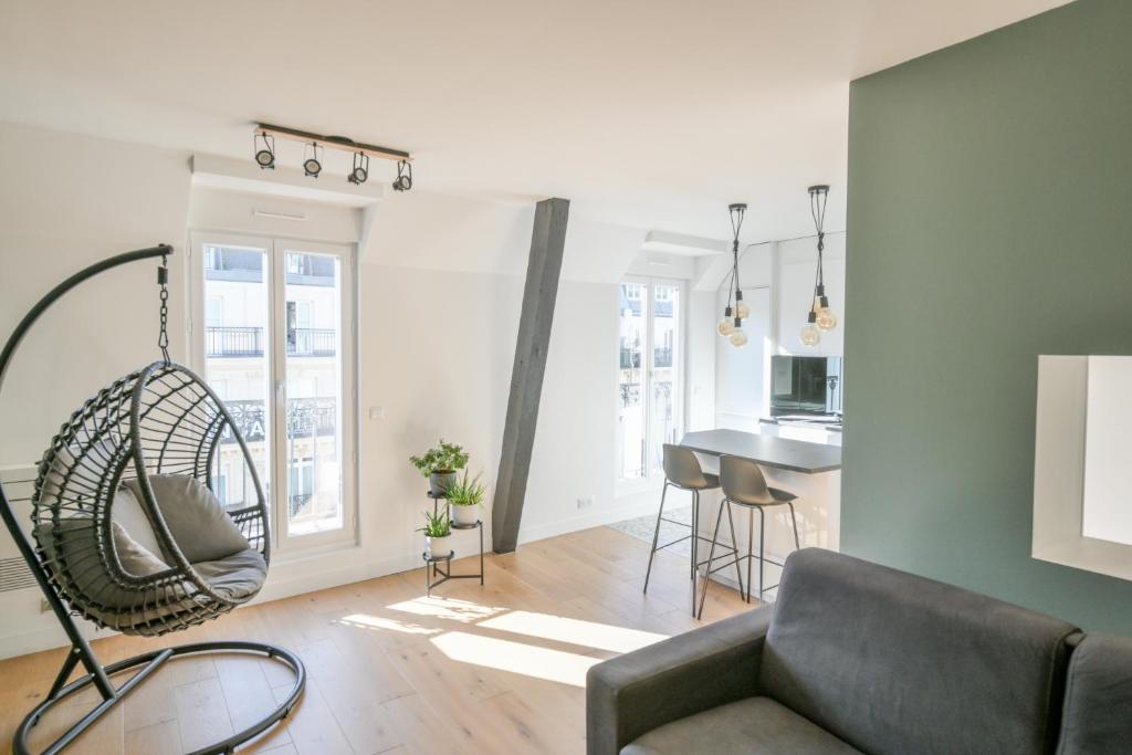 Paris Central 1 bedroom Apartment with AC - 1