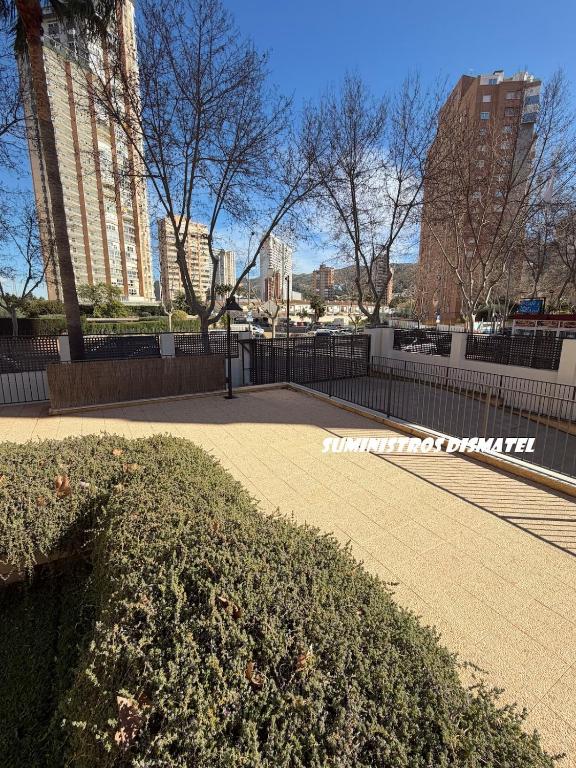 5 Estrellas Apartamento 4E con piscinas jardines pistas de pádel parque infantil etc - 3