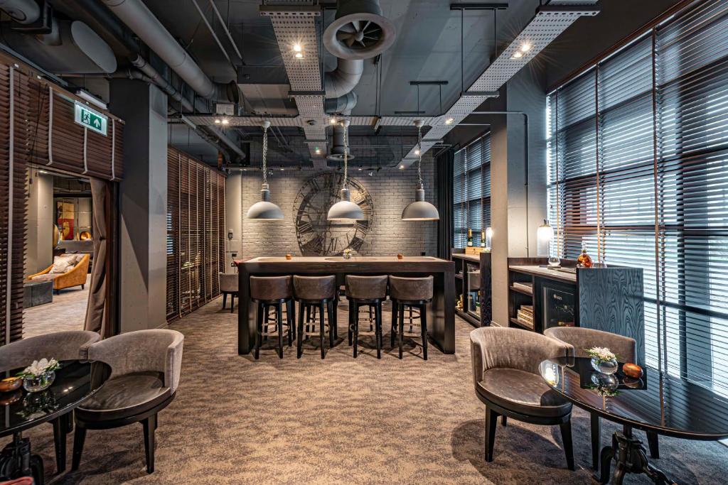 Bar/lounge