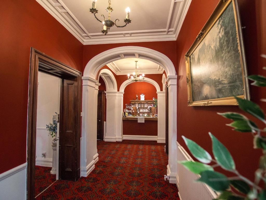 フロント・ロビー